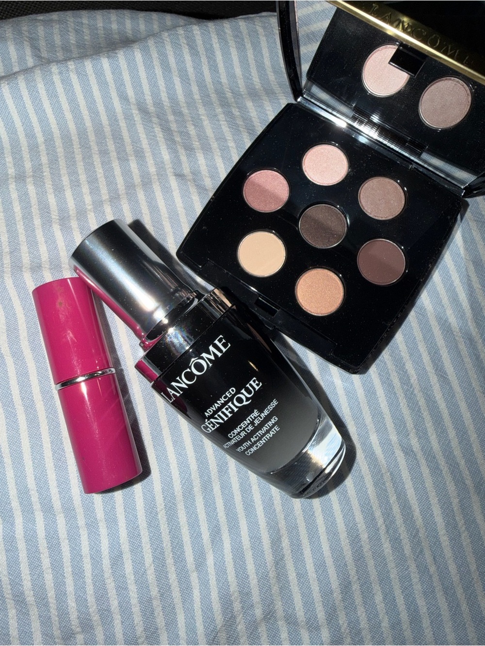 Advanced Génifique Serum with Pink Lipstick and Neutral Eyeshadow Palette